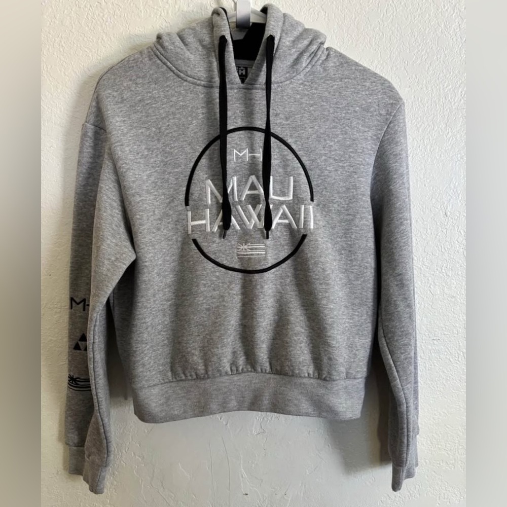 Hawaii’s Finest MAU HAWAII Crop Hoodie